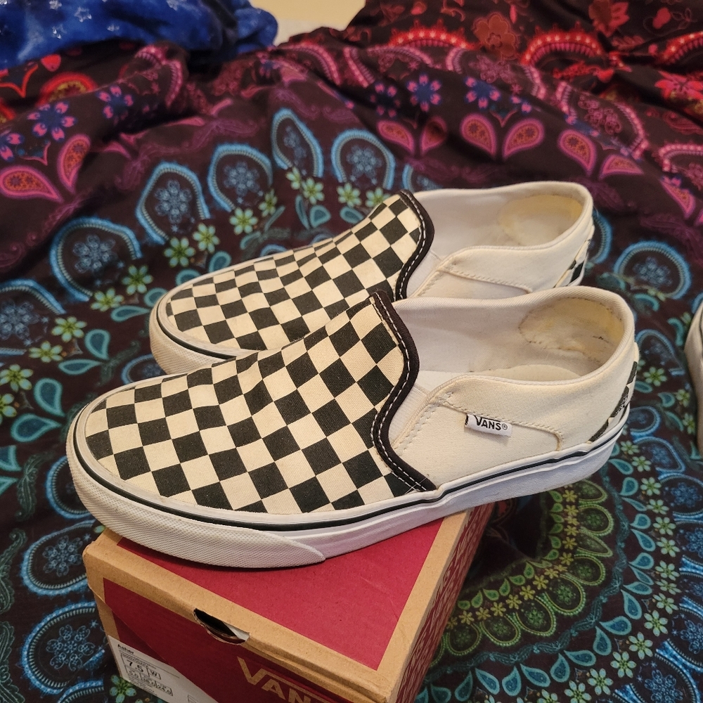 Checkerd Vans